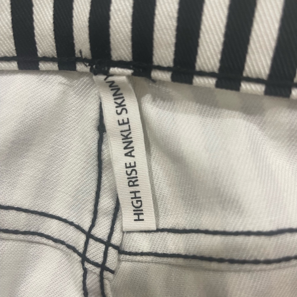 Rag & Bone Blk/Wht striped jeans - Picture 4 of 6